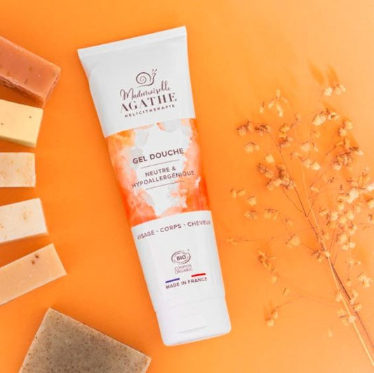 Nawilżający żel pod prysznic ze śluzem ślimaka, hipoalergiczny, dla całej rodziny, tubka, COSMOS ORGANIC, 200 ml, Mlle Agathe